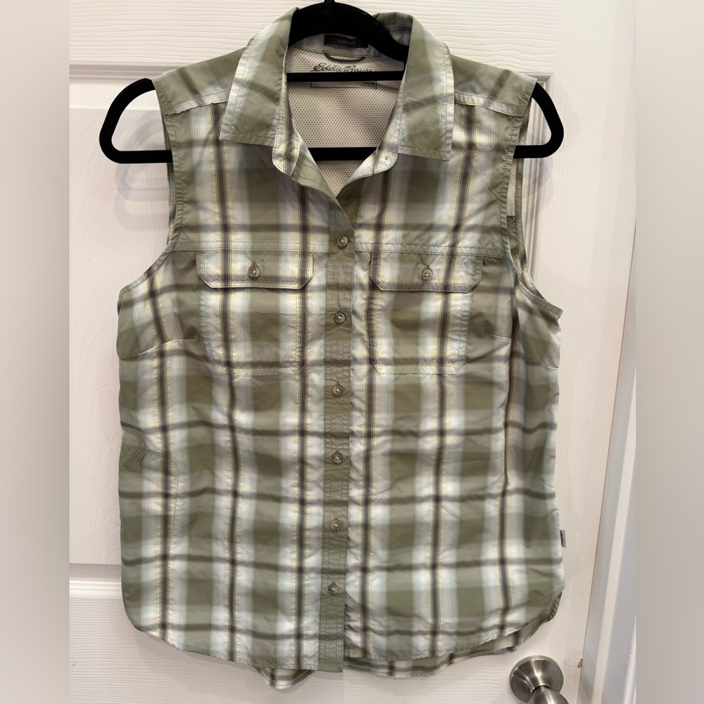 Eddie Bauer Green Plaid Short Sleeve Top